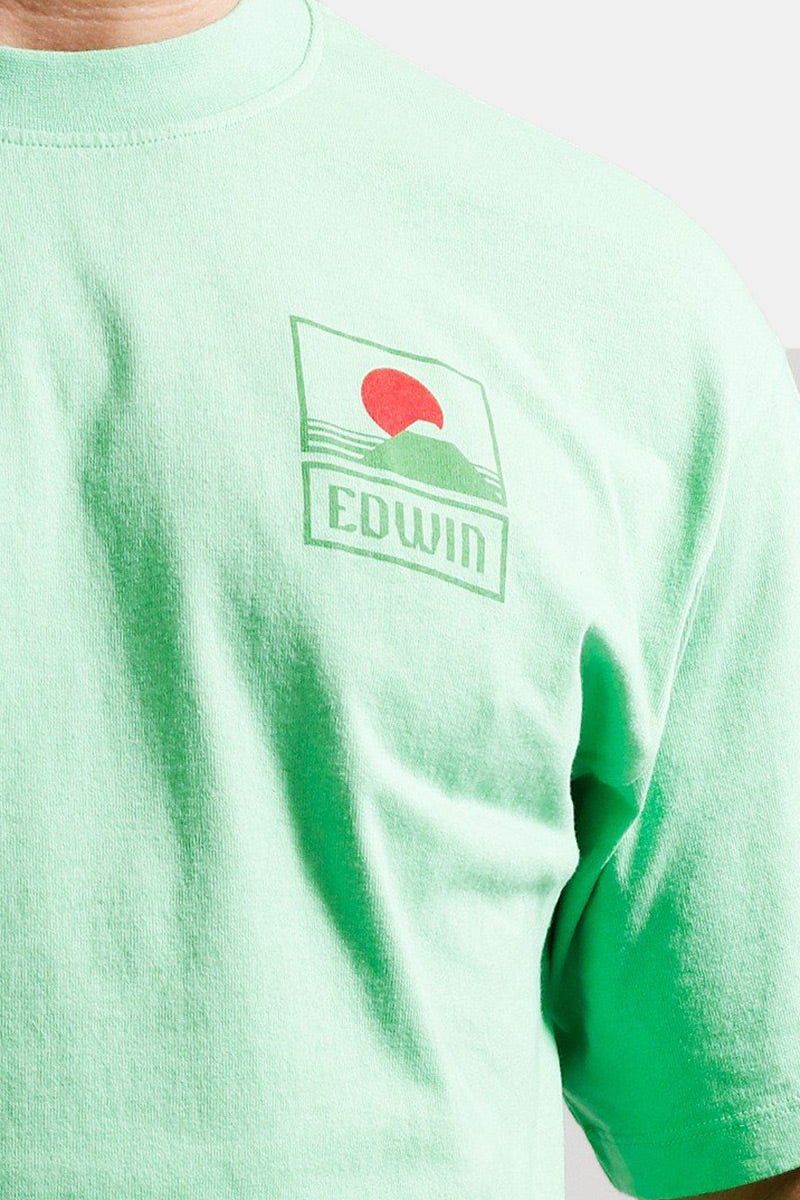 Edwin Sunset auf dem Mt. Fuji T-Shirt (Sommergrün)