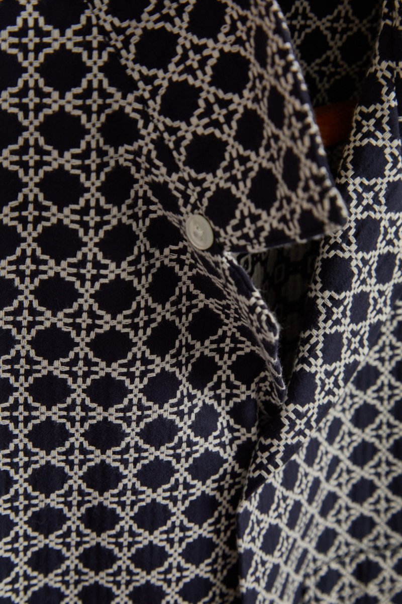 Portuguese Flannel Tile Shirt (White/Navy) | Shirts
