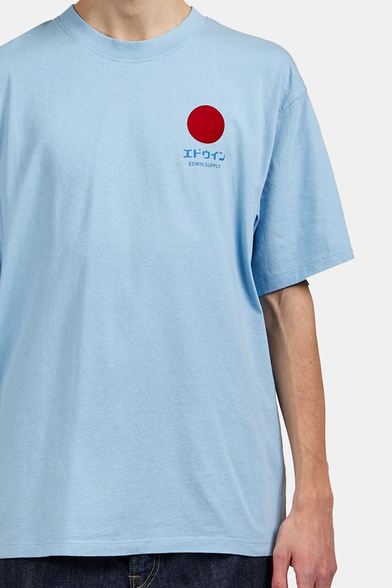 Edwin Japanisches Sonnenversorgungs-T-Shirt (Placid Blue)